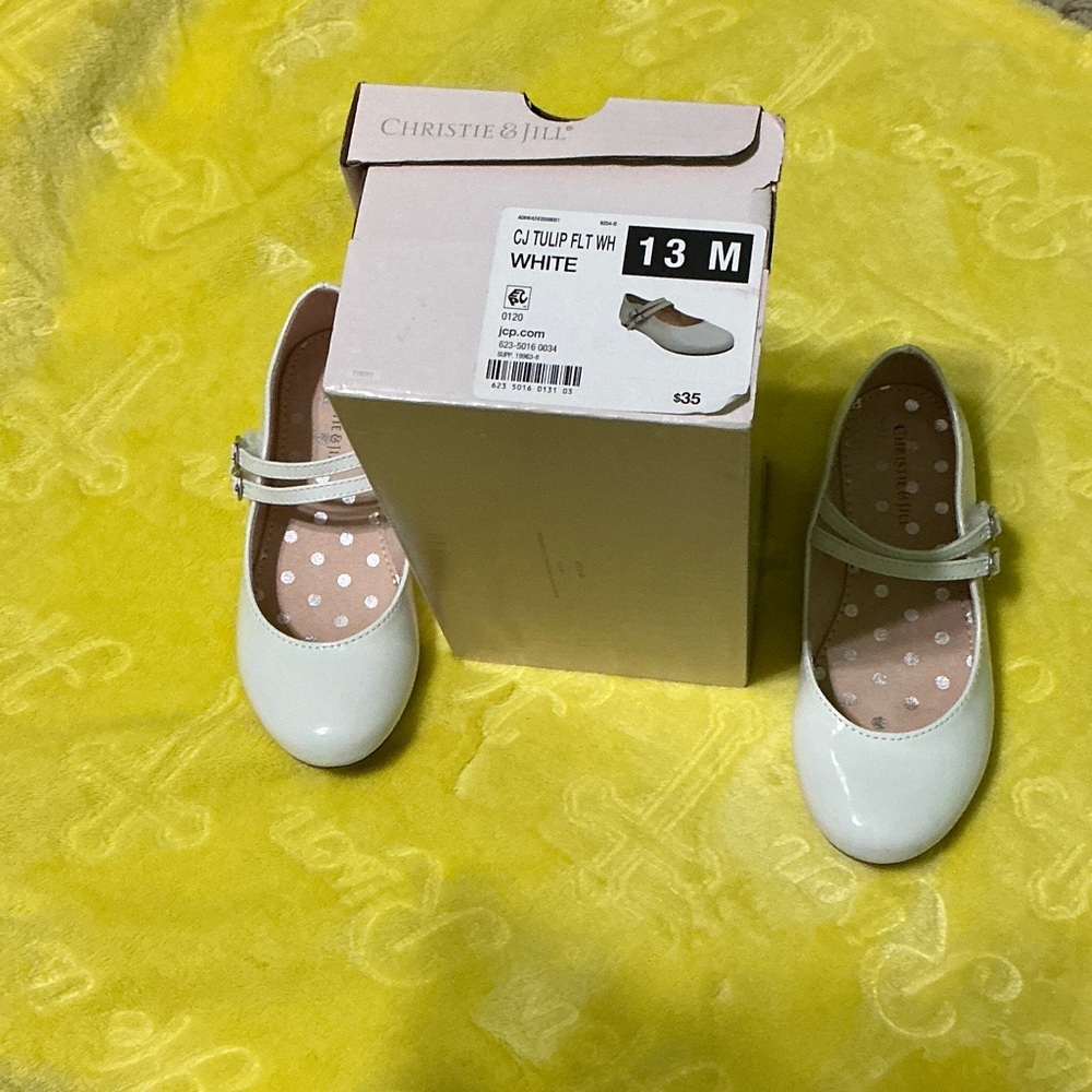 Christina Kids Light Cream Double Strap Shoes - Picture 2 of 2